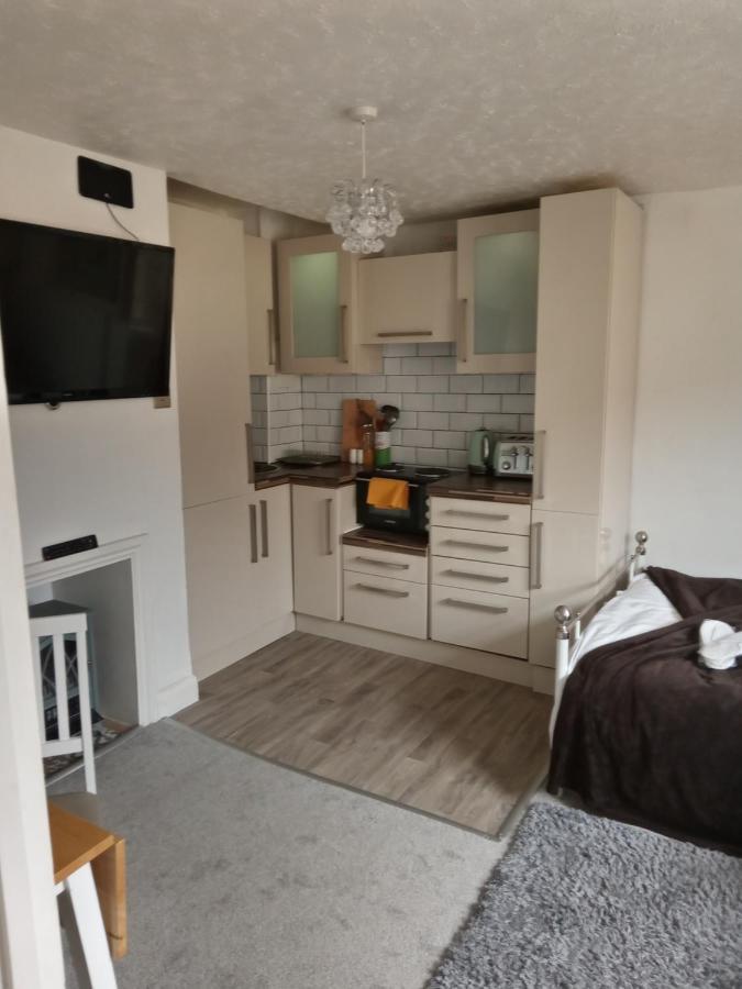 Little Dorrit Studio Flat 5 Rochester Me1 1Xz Strood Kültér fotó