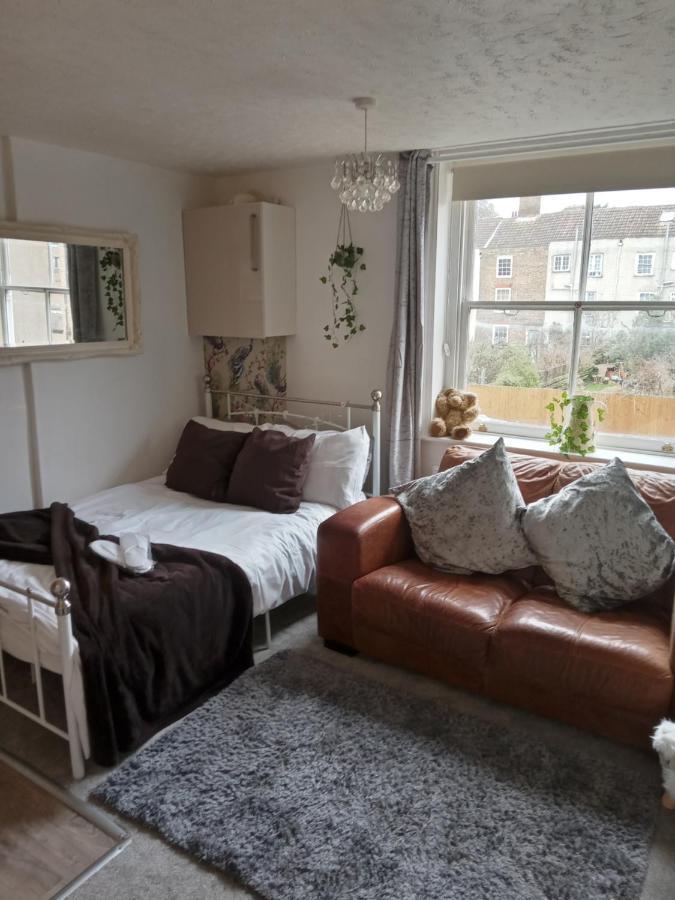 Little Dorrit Studio Flat 5 Rochester Me1 1Xz Strood Kültér fotó